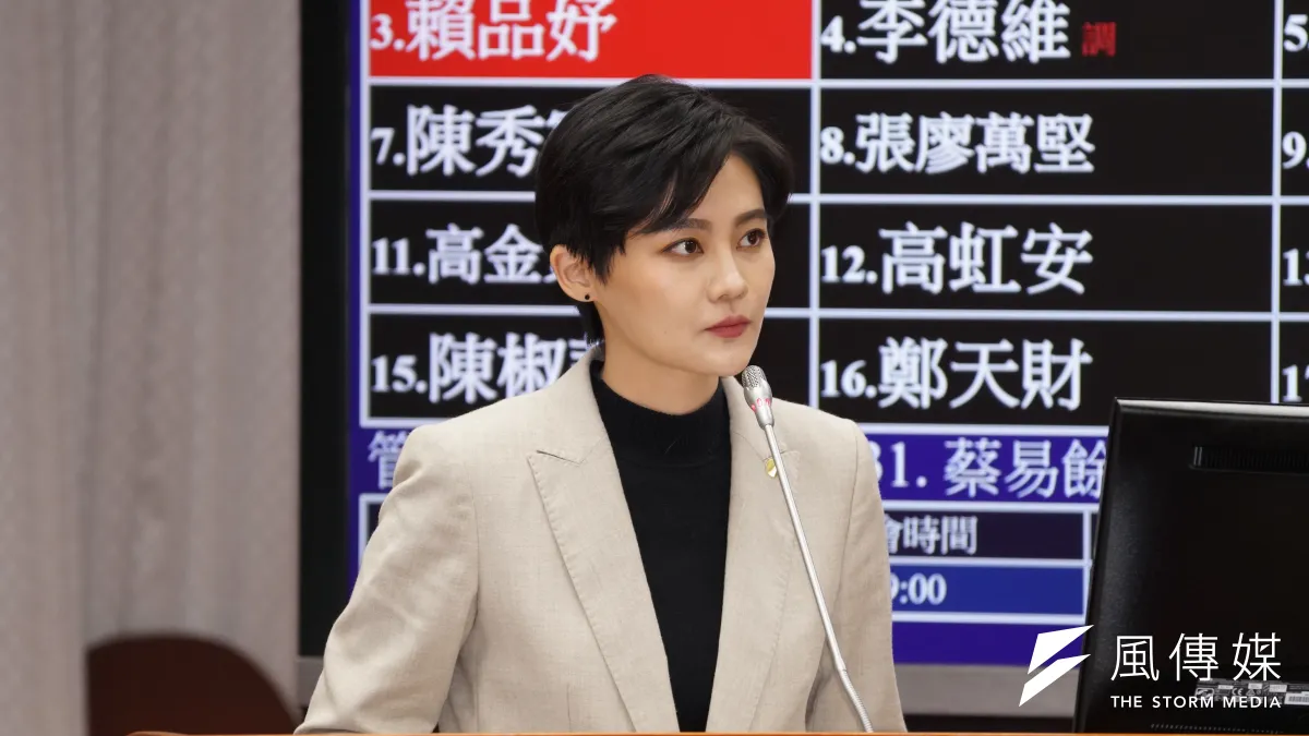 民進黨立委賴品妤(見圖)4日質詢時,拿瘟疫蔓延的手遊《瘟疫公司》為例,盼衛福部做好台灣萬一發生社區傳播的準備。(盧逸峰攝)