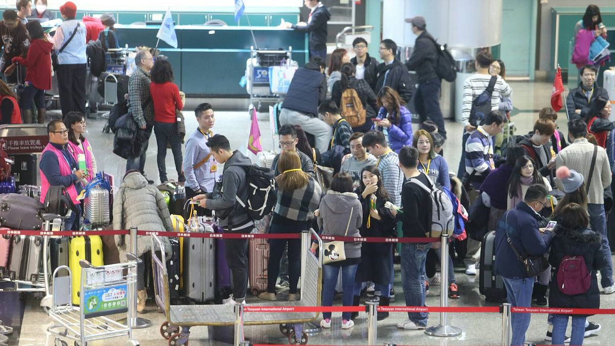 國旅死透了?網爆旅宿得自備大浴巾 Cheap秀桃機出國人潮:羞恥感蔓延中