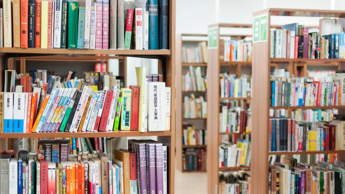 為何越來越少人買實體書的現在,內文字很大的小書業績卻不受衝擊呢?(圖/張維中提供)
