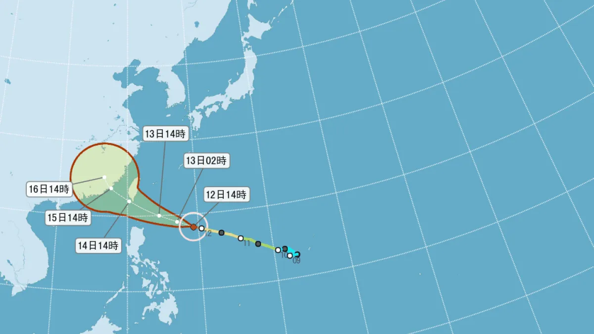 第14號颱風莫蘭蒂暴風半徑擴大,於12日下午2時增強達強烈颱風標準。(資料照,取自中央氣象局網站)