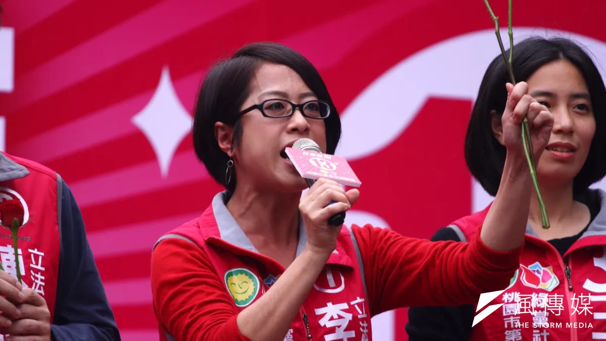 曾代表綠黨社會民主黨聯盟(綠社盟)參選的律師李晏榕,在民進黨黨主席羅文嘉力邀下加入民進黨,並擔任發言人。(資料照片,曾原信攝)