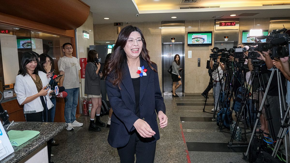 親中路線恐激怒美國?鄭麗文喊「金融時報多慮了」:國防預算合理就好