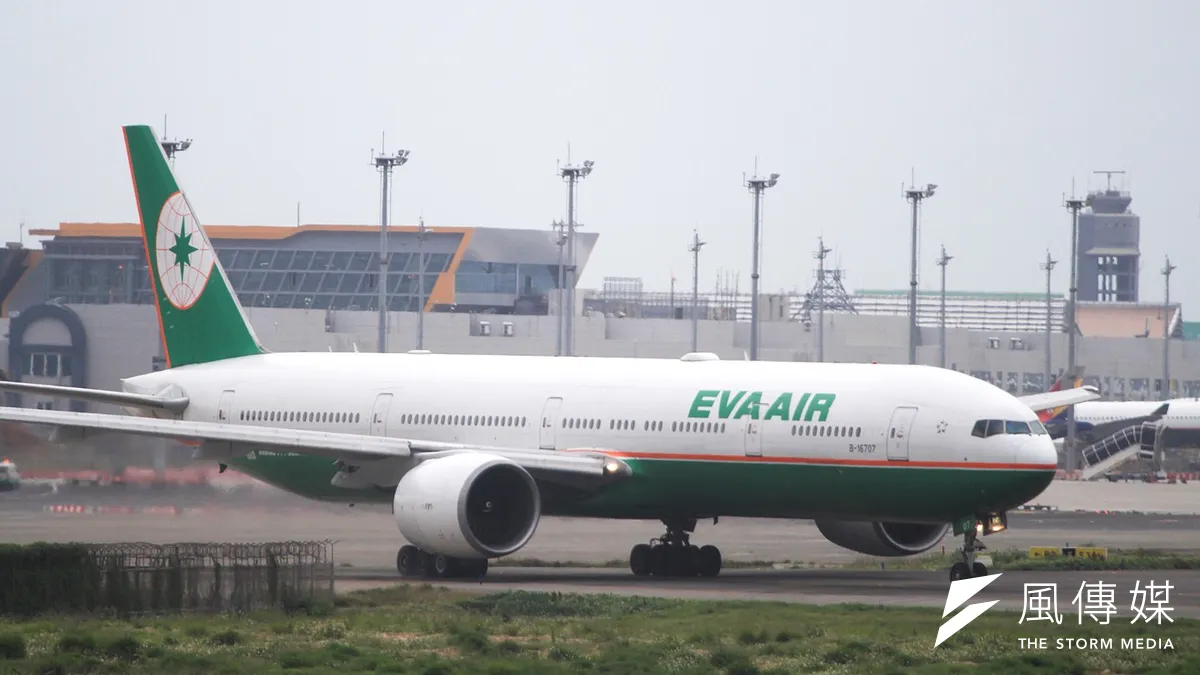 長榮勞資三度調解失敗,桃園市空服員工會醞釀啟動罷工投票,25日確認將從5月13日起開始投票、投票為期25天,只要有2800名以上會員同意,就可成功取得罷工權。示意圖。(資料照,方炳超攝) 長榮勞資三度調解失敗,桃園市空服員工會醞釀啟動罷工投票,25日確認將從5月13日起開始投票、投票為期25天,只要有2800名以上會員同意,就可成功取得罷工權。示意圖。(資料照,方炳超攝)