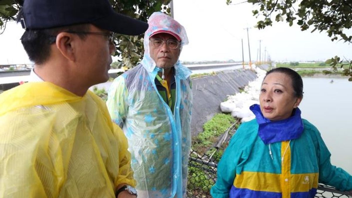 老舊排水護岸補強工程 張花冠喊話中央幫幫忙 老舊排水護岸補強工程 張花冠喊話中央幫幫忙