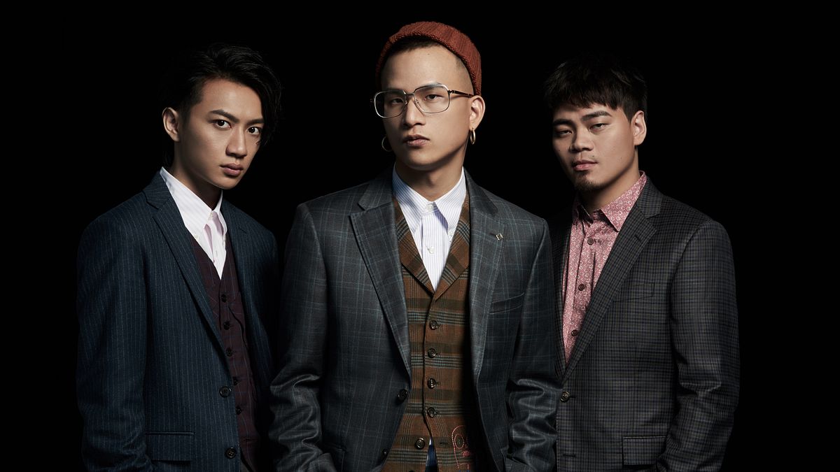 新北市淡水漁人舞台表演卡司強檔不斷,8/17-18晚間5點到9點除邀請新一代台語天團「茄子蛋」演出,還有12組樂團強勢來襲,讓觀眾感受最具爆炸力的音樂盛會。 (圖/新北市觀光旅遊局提供) 新北市淡水漁人舞台表演卡司強檔不斷,8/17-18晚間5點到9點除邀請新一代台語天團「茄子蛋」演出,還有12組樂團強勢來襲,讓觀眾感受最具爆炸力的音樂盛會。 (圖/新北市觀光旅遊局提供)