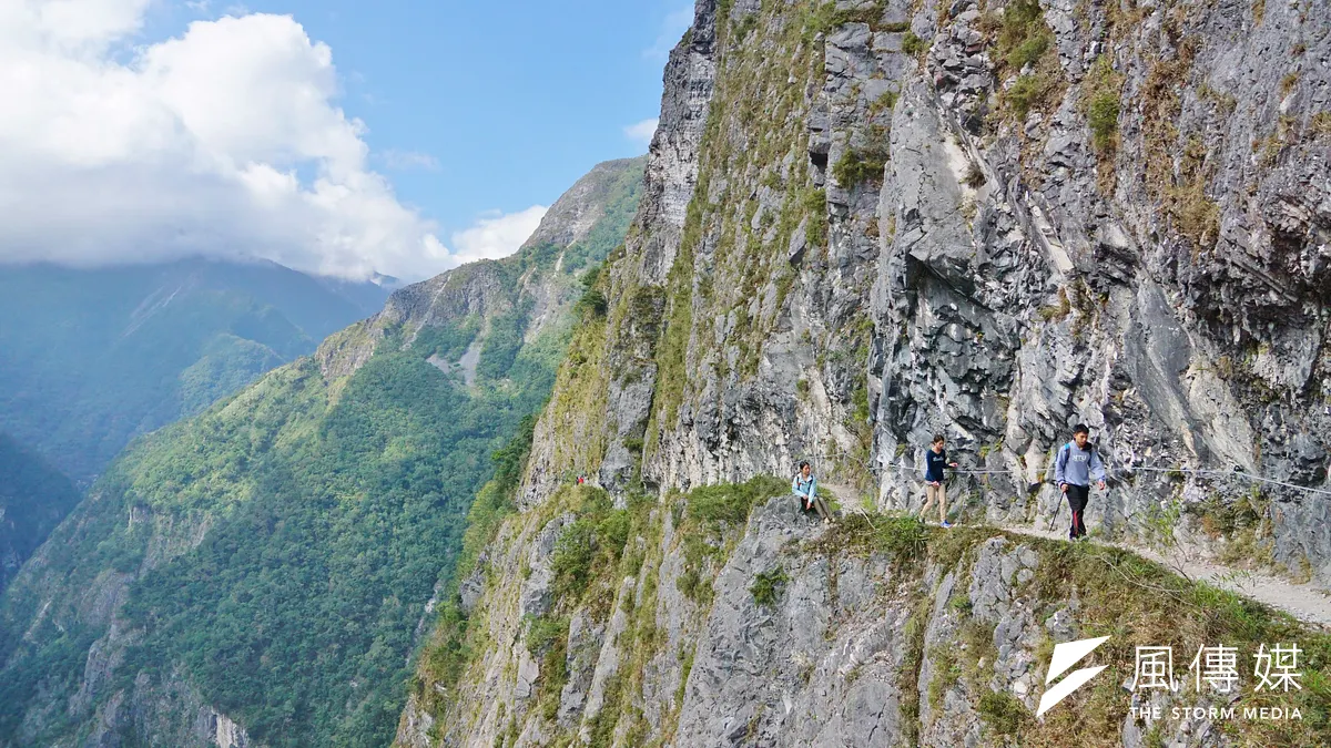 湯姆生為19世紀重要攝影家,並在1871年時來到台灣展開「福爾摩沙之旅」,以文字及照片保留當時台灣風貌。圖為台灣山林景觀示意圖。(資料照,盧逸峰攝)