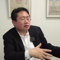 インタビューに応じる矢板明夫氏。(写真/張渝萍撮影) インタビューに応じる矢板明夫氏。(写真/張渝萍撮影)