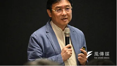 中華民國憲法學會4日於台大舉辦憲政座談會,東吳大學法學院教授、中華民國憲法學會秘書長李念祖談及「聯合政府」。(許詠晴攝)