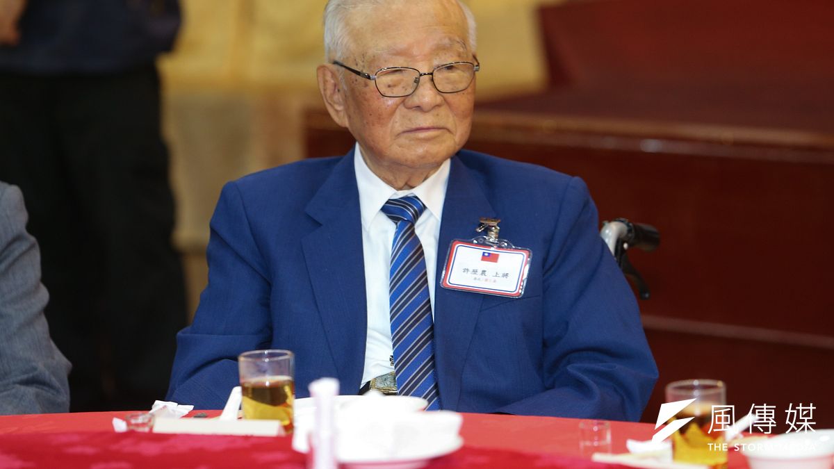 前退輔會主委「老爹」許歷農於上午6時13分在北榮過世,享壽107歲。(資料照,顏麟宇攝) 前退輔會主委「老爹」許歷農於上午6時13分在北榮過世,享壽107歲。(資料照,顏麟宇攝)