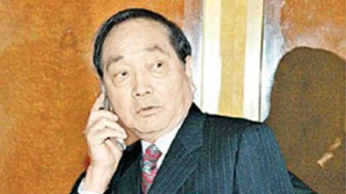 力霸集團總裁王又曾及子女涉及力霸東森掏空案,高等法院6日判決,王家子女、王金世英及人頭負責人等共12人應連帶賠償亞太電信263億多元。(中評社) 力霸集團總裁王又曾及子女涉及力霸東森掏空案,高等法院6日判決,王家子女、王金世英及人頭負責人等共12人應連帶賠償亞太電信263億多元。(中評社)