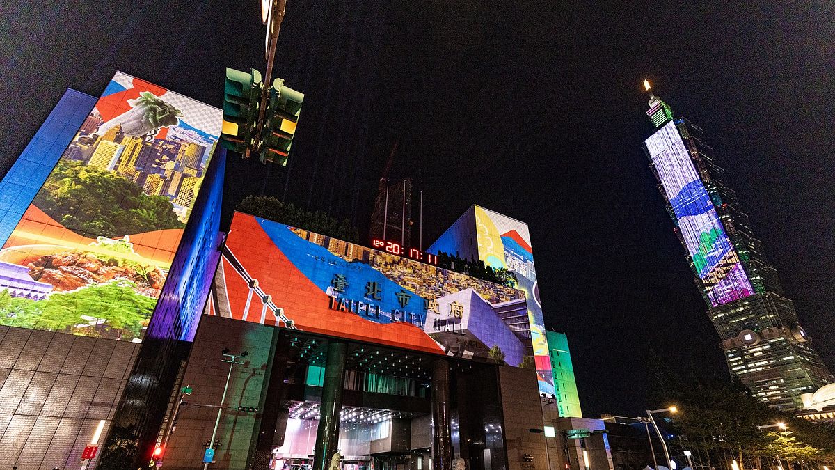 副燈台北NEXT!與副燈台北101 閃耀夢想共演。(圖/臺北市政府觀光傳播局提供) 副燈台北NEXT!與副燈台北101 閃耀夢想共演。(圖/臺北市政府觀光傳播局提供)