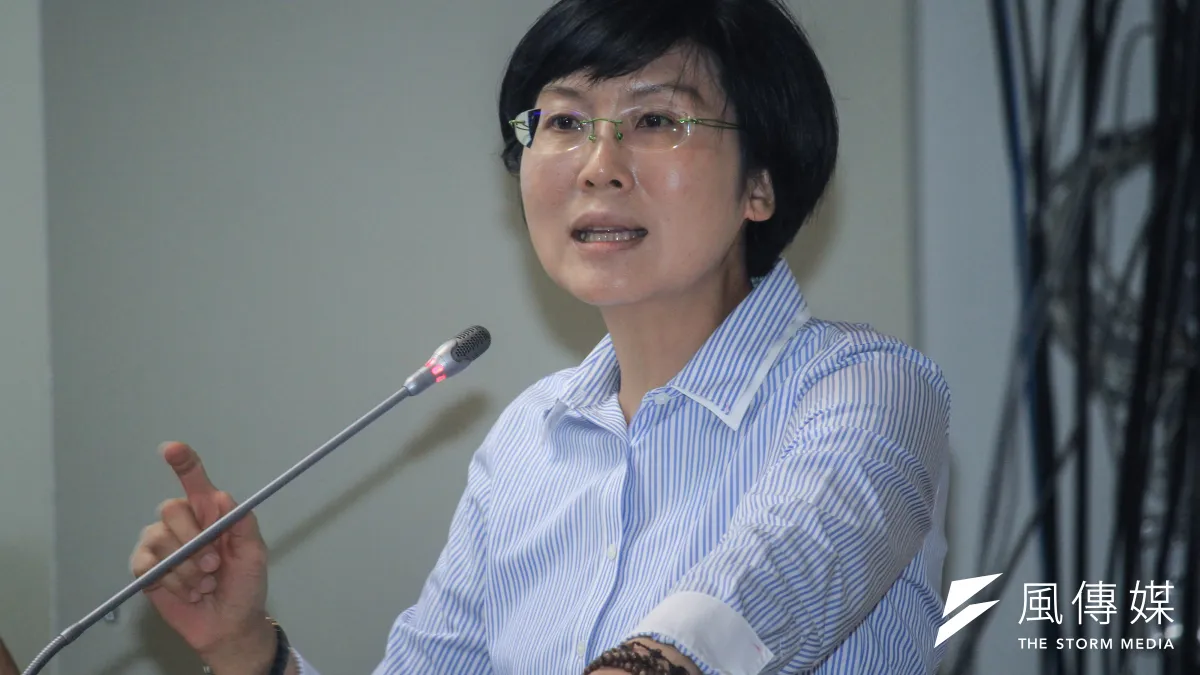 立委林岱樺12日出席立院經濟委員會質詢時堅持不戴口罩,引發同黨立委不滿。(資料照,蔡親傑攝)