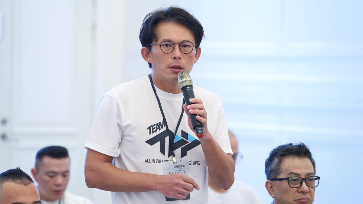 民眾黨慶見盧秀燕「貴賓座位」 黃國昌曝雙方合作動向:重大政策會繼續交換意見