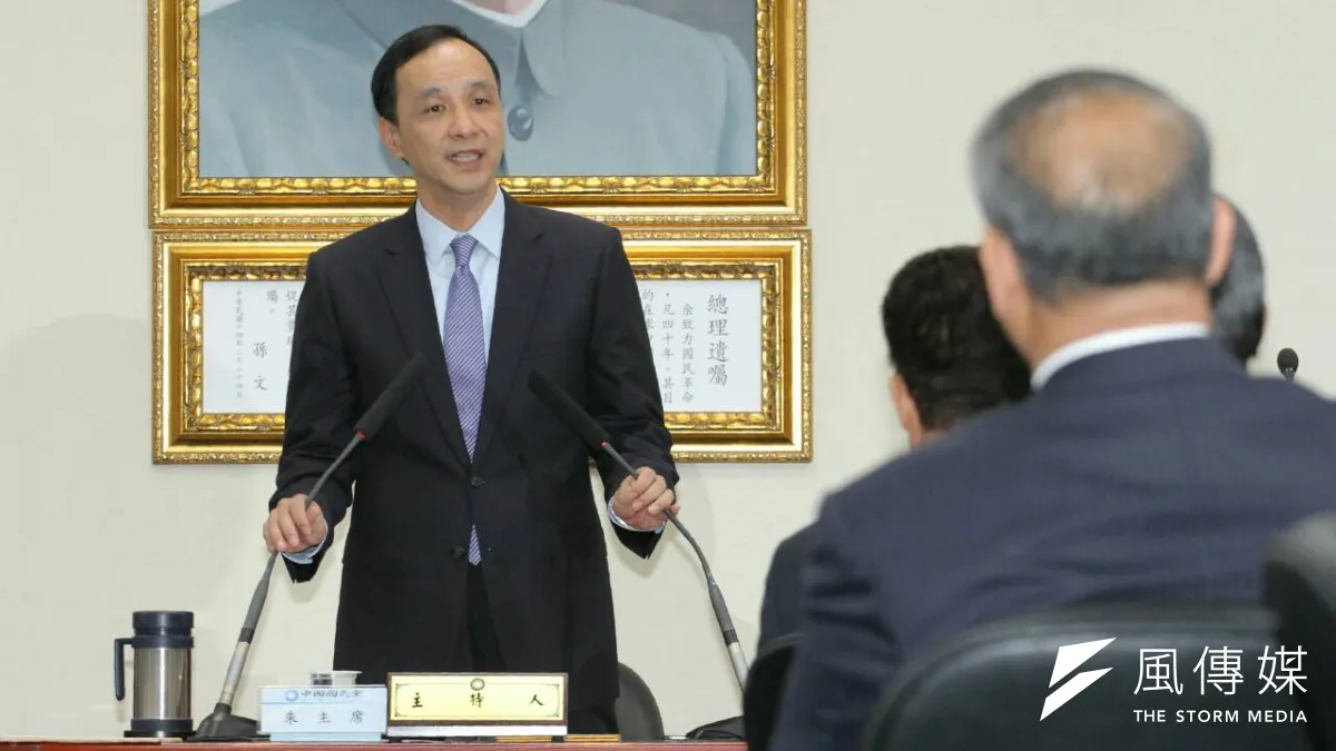 2015年10月7日,國民黨主席朱立倫主持中常會,常會前談話特別開放媒體採訪。(葉信菉攝)