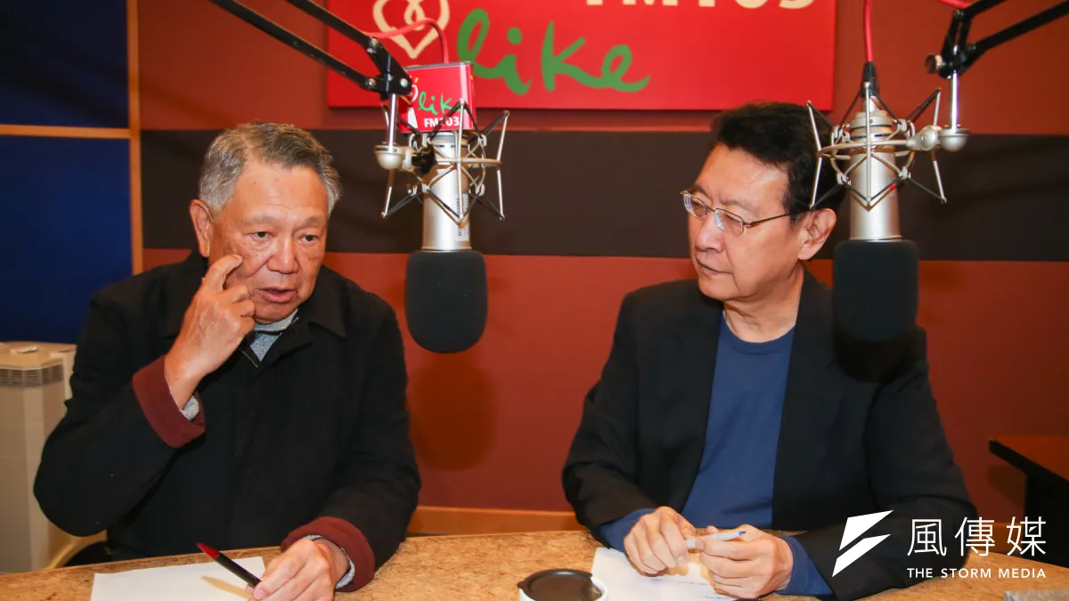 詹啟賢(左)24日接受廣播節目專訪時表示,黨主席有責任解決困境,也有責任帶領國民黨贏回政權。(陳明仁攝)