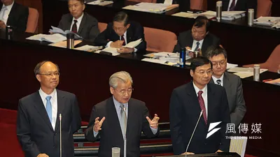 經濟部負責、經立法院通過的公司法引進閉鎖公司等規定,到底這是集天下武功大成,還是東拚西湊的科學怪人?(資料照片,顏麟宇攝)