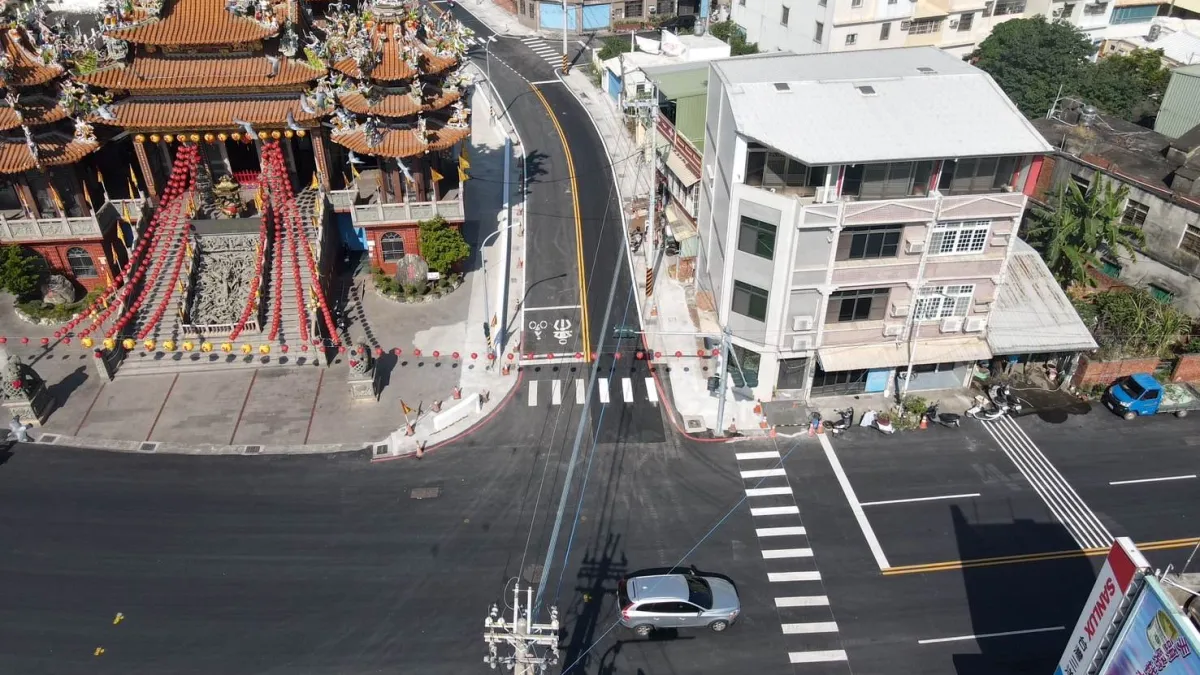 林園廣應街拓寬工程完成後,可使當地排水系統更加完善,一併解決淹水問題。(圖/高市工務局提供)