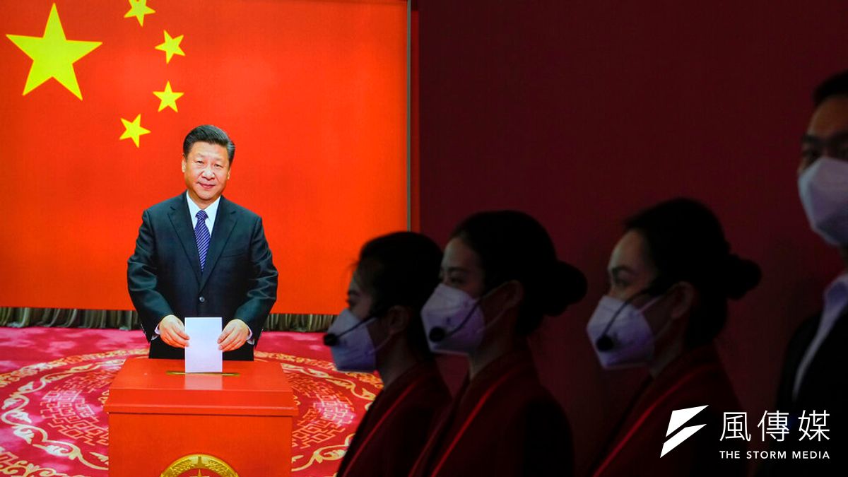 北京展覽館展出的習近平事蹟。(美聯社) 北京展覽館展出的習近平事蹟。(美聯社)