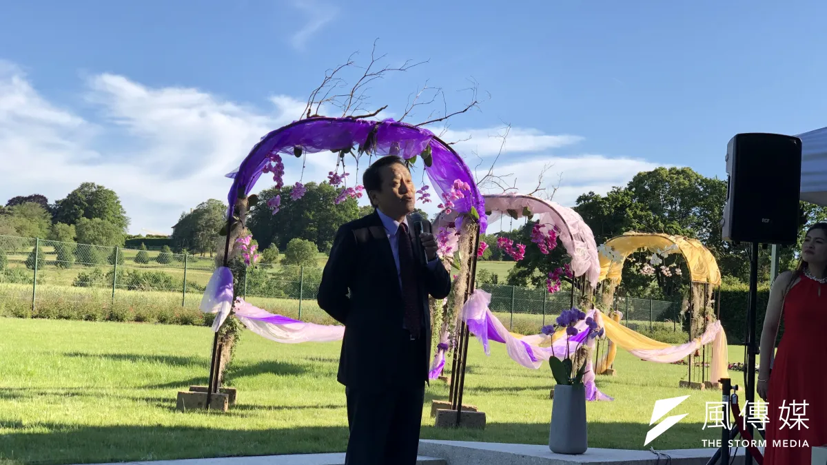 台灣駐WTO代表團於25日第三度舉辦蘭花展,繼續推展「蘭花外交」。圖為駐WTO大使朱敬一。(讀者提供)