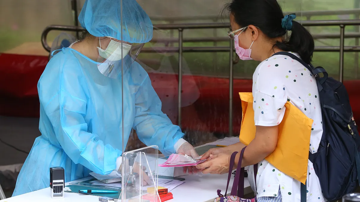 從「Taiwan need help」的背後,筆者分析應該是三缺「缺誠實,缺遠見,缺良心」,因而造成破口,也造成人民很多的痛苦。(示意圖,顏麟宇攝) 從「Taiwan need help」的背後,筆者分析應該是三缺「缺誠實,缺遠見,缺良心」,因而造成破口,也造成人民很多的痛苦。(示意圖,顏麟宇攝)