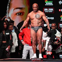 58歳のマイク・タイソン、衰えぬ肉体を維持。(AP通信) 58歳のマイク・タイソン、衰えぬ肉体を維持。(AP通信)