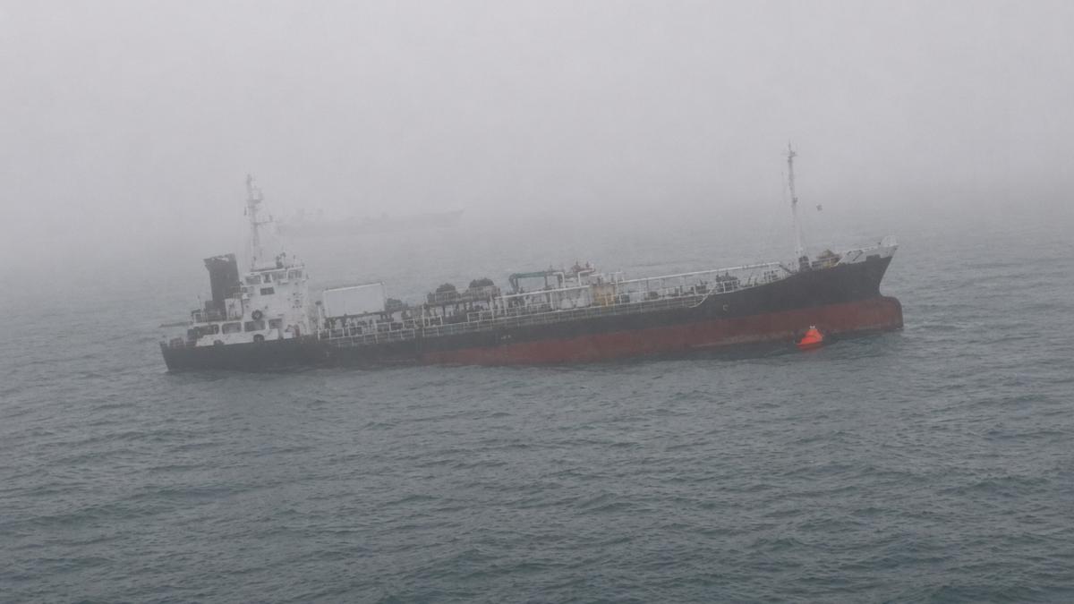 「寶瓶星」油輪滯留高雄外海!海保署啟動監控及應變整備防範污染風險