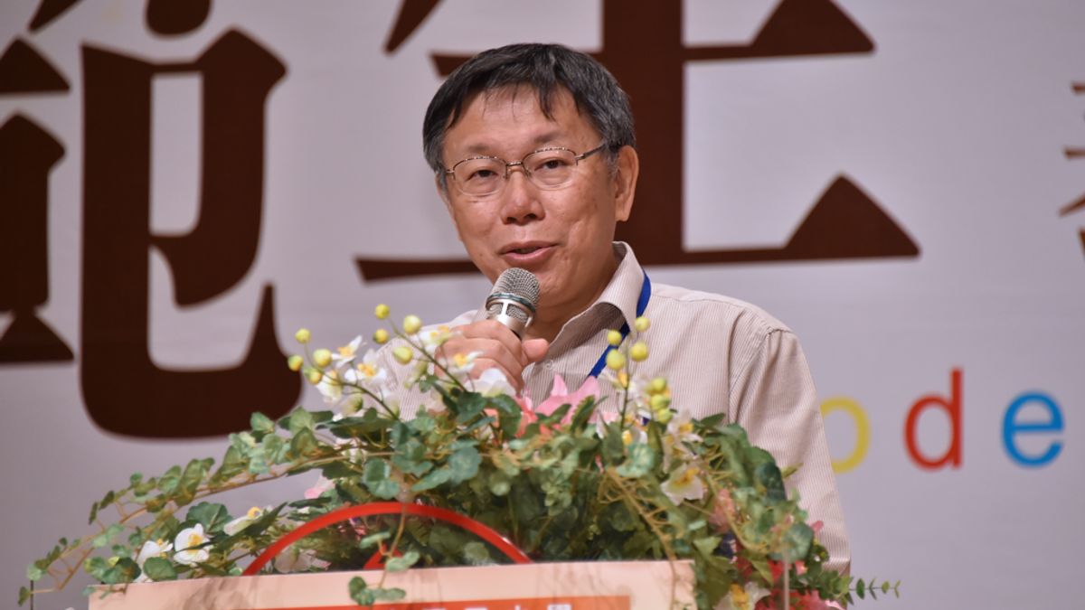 台北市長柯文哲出席長安國小模範生表揚大會。(台北市政府提供) 台北市長柯文哲出席長安國小模範生表揚大會。(台北市政府提供)
