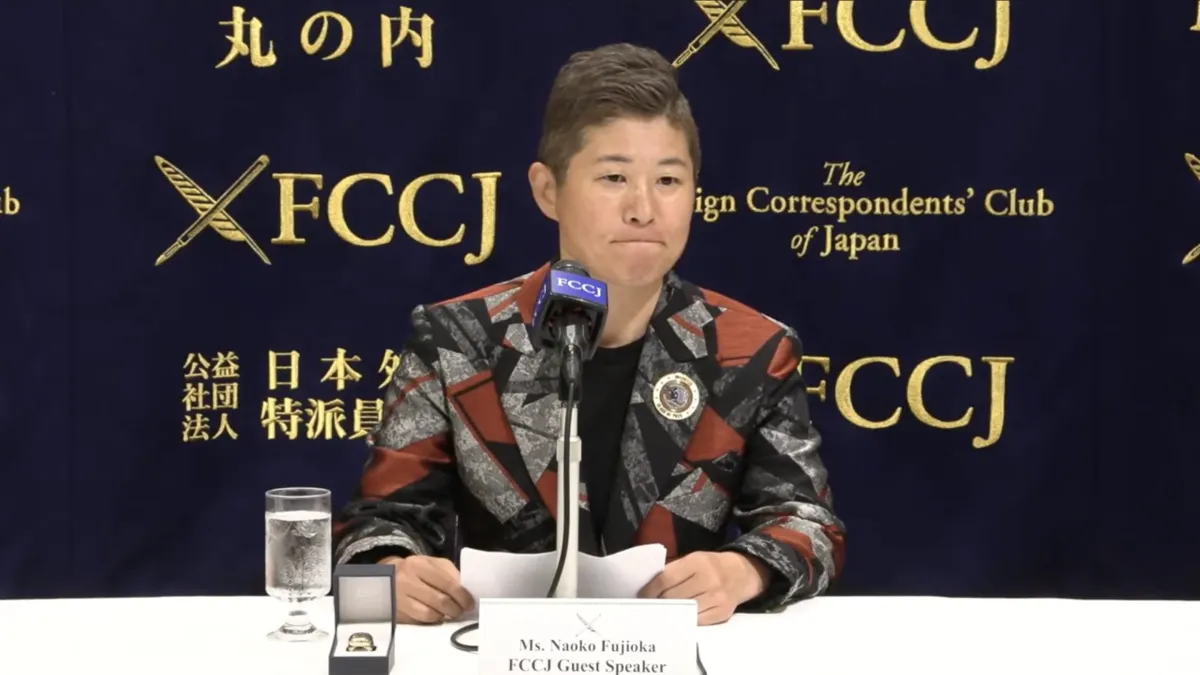 日本人・アジア人女性初の国際ボクシング殿堂入りを果たした藤岡奈穂子氏が記者会見を開き、異例のキャリアを振り返るとともに、女子スポーツ界の環境改善と次世代育成に向けた強い決意を表明した。(写真/FCCJ提供)