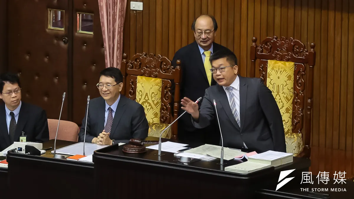 立法院副院長蔡其昌9日主持院會,遭遇國民黨立委議事杯葛。(顏麟宇攝)
