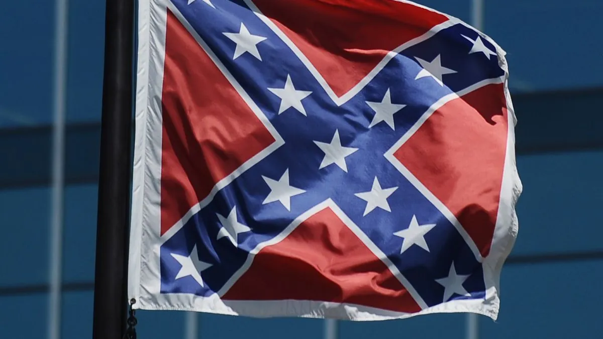 6月中旬的教堂血案引發美國邦聯旗(Confederate flag)撤旗議題。