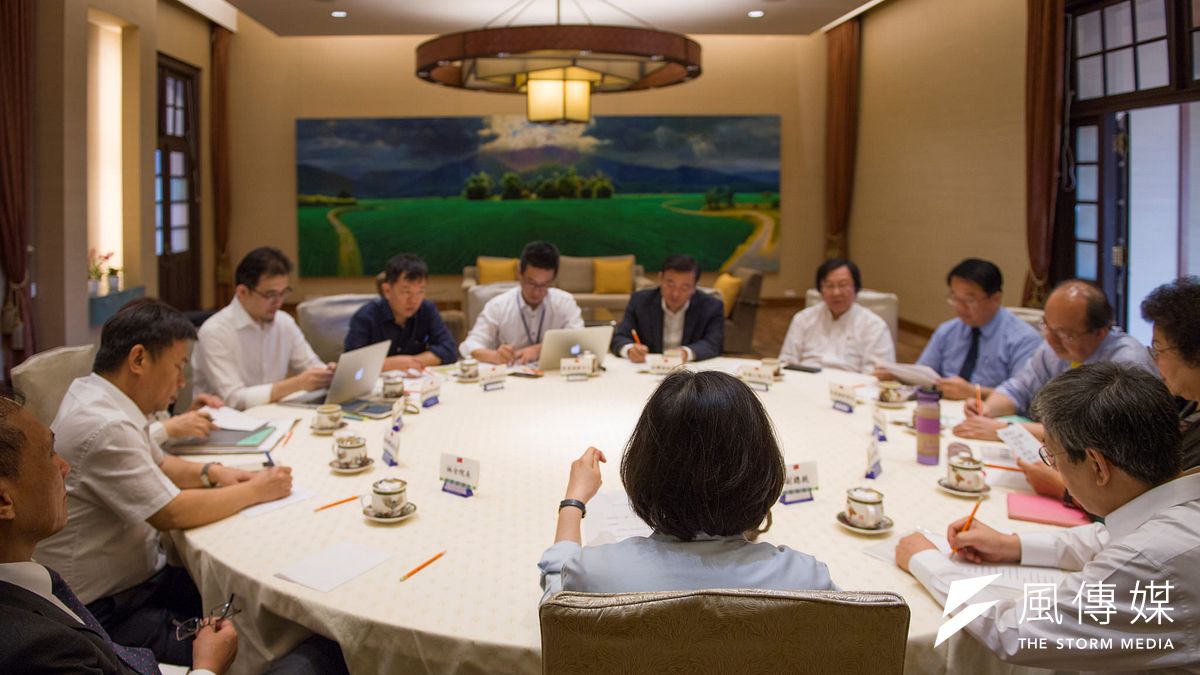 蔡英文總統主持「執政決策協調會議 」決策會。(取自總統府網站) 蔡英文總統主持「執政決策協調會議 」決策會。(取自總統府網站)