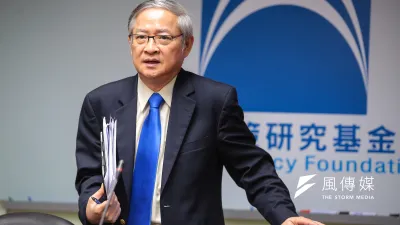 國民黨智庫「國家政策研究基金會」外交及國防組召集人林郁方26日表示,兩岸關係在總統蔡英文的主政之下,看不出有改善的可能,未來恐怕就是「去秋入冬,寒意越來越濃」。(顏麟宇攝)