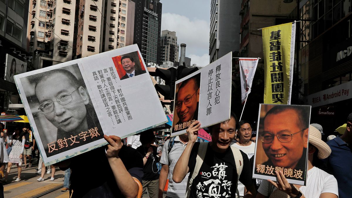 香港71大遊行,聲援劉曉波,但是,他們失望了。(AP) 香港71大遊行,聲援劉曉波,但是,他們失望了。(AP)