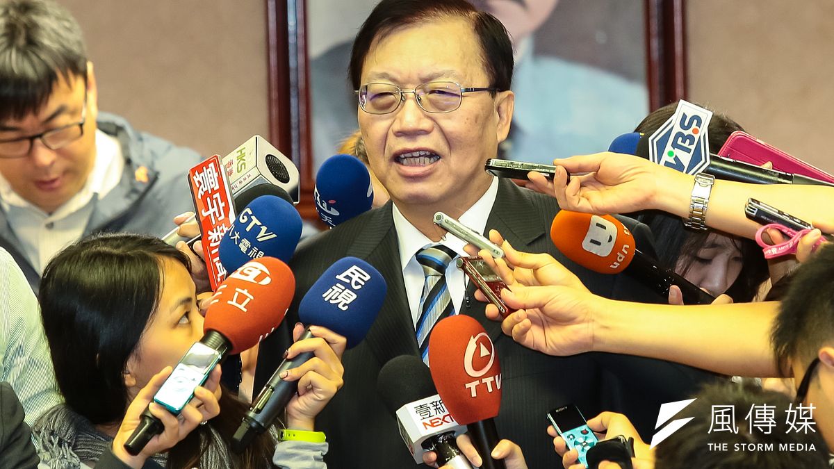 內政部長陳威仁接受媒體聯訪。(顏麟宇攝) 內政部長陳威仁接受媒體聯訪。(顏麟宇攝)