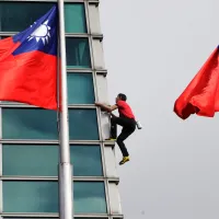 Extreme climbing legend Alex Honnold free solo climbs Taipei 101 on January 25, 2026. (AP) Extreme climbing legend Alex Honnold free solo climbs Taipei 101 on January 25, 2026. (AP)