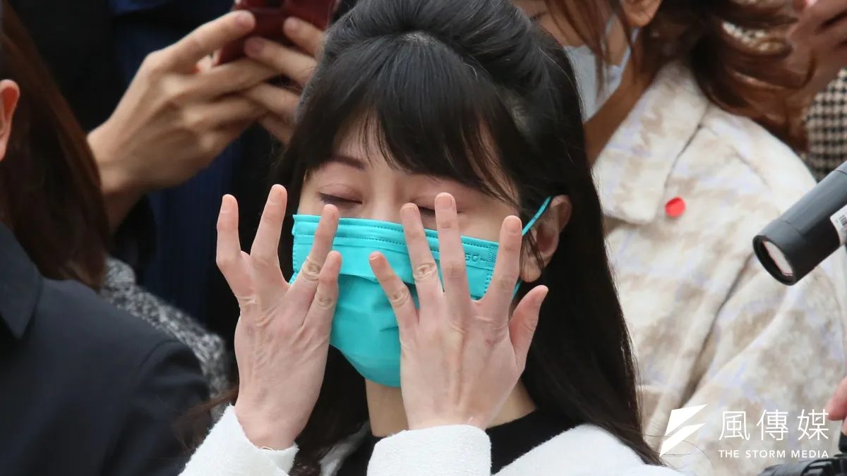 遭男友家暴的立委高嘉瑜,成為民進黨「網軍惡棍」的最大受害者。(柯承惠攝)