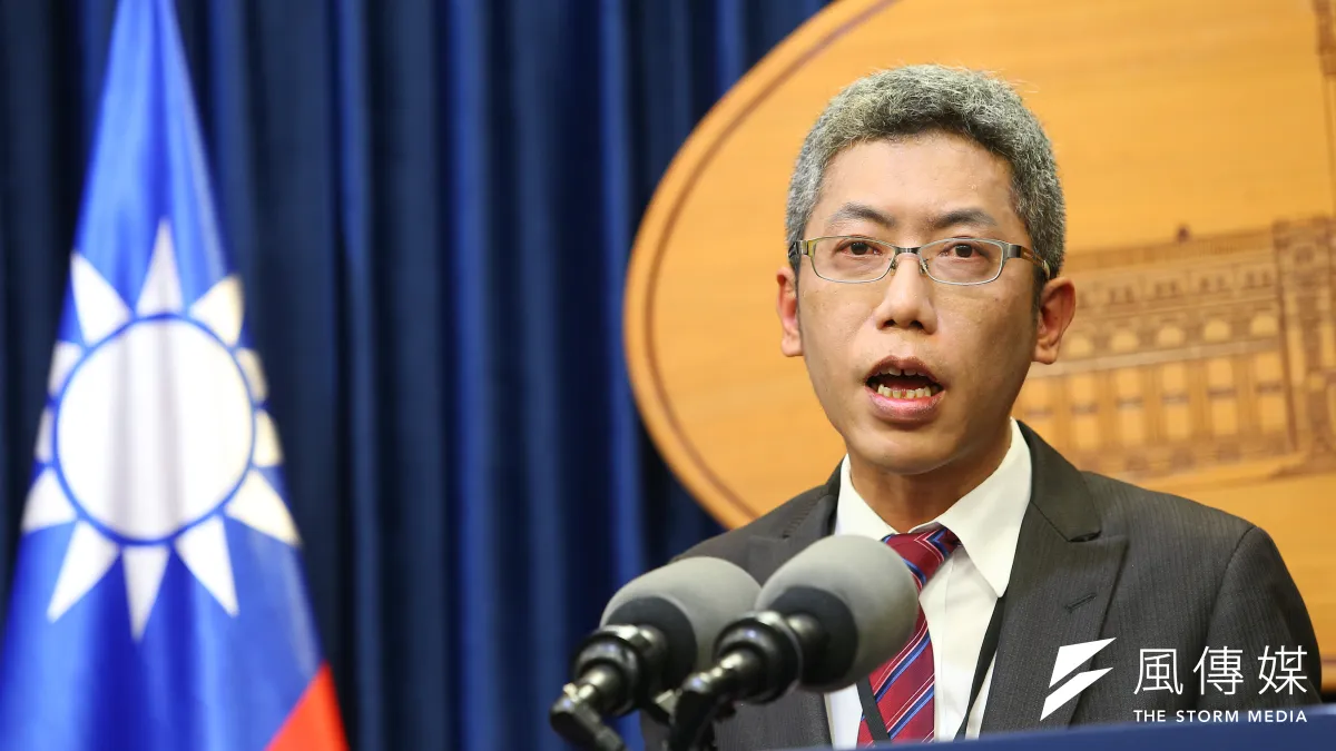 總統府前發言人丁允恭2年前爆發桃色醜聞辭官,今(28)日懲戒法院二審結果出爐,決定廢棄原判決,改判量處較重之「撤職並停止任用3年」懲戒處分。(資料照,顏麟宇攝)