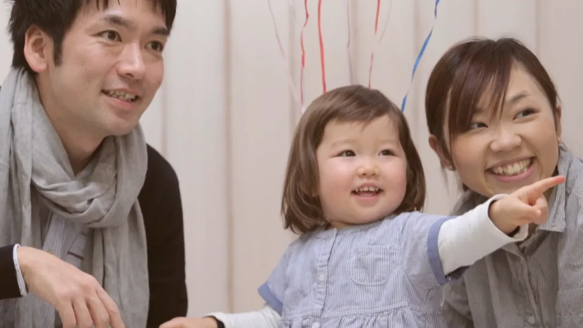 父母清楚表達指令,就是一個減少親子間衝突的方法。(示意圖非本人/翻攝自youtube)