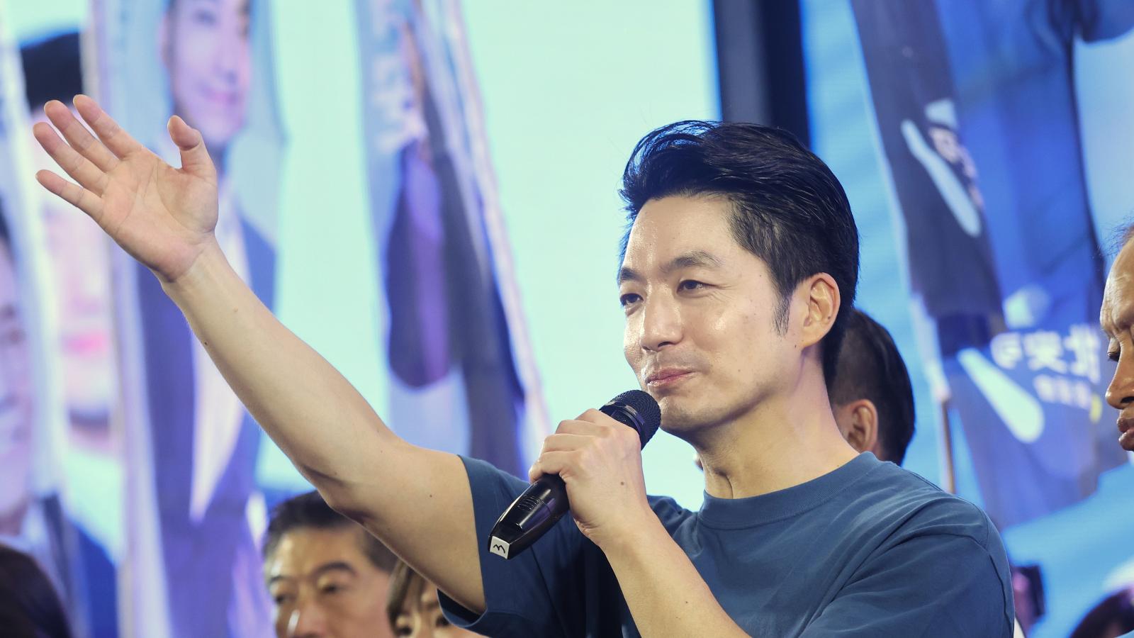 48萬則留言灌爆蔣萬安臉書!粉專揭「原金氏紀錄是它」:一天留言數37萬則