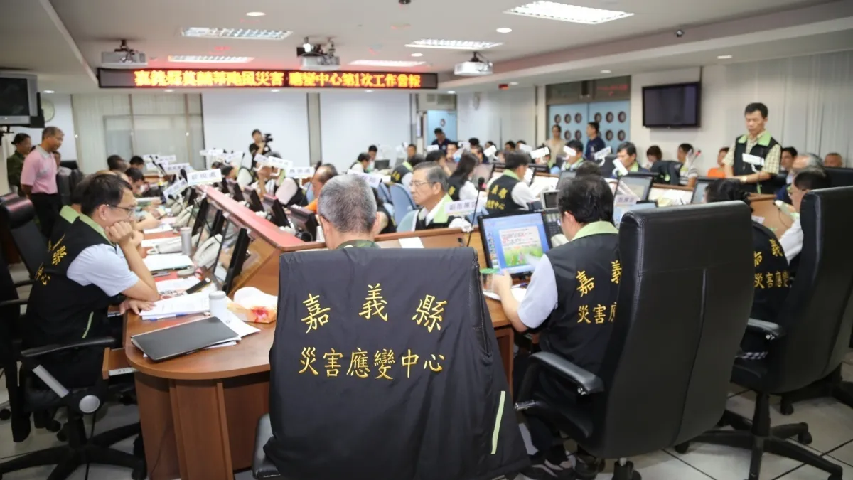 強颱莫蘭蒂肆虐 張花冠要求各單位加強防災整備