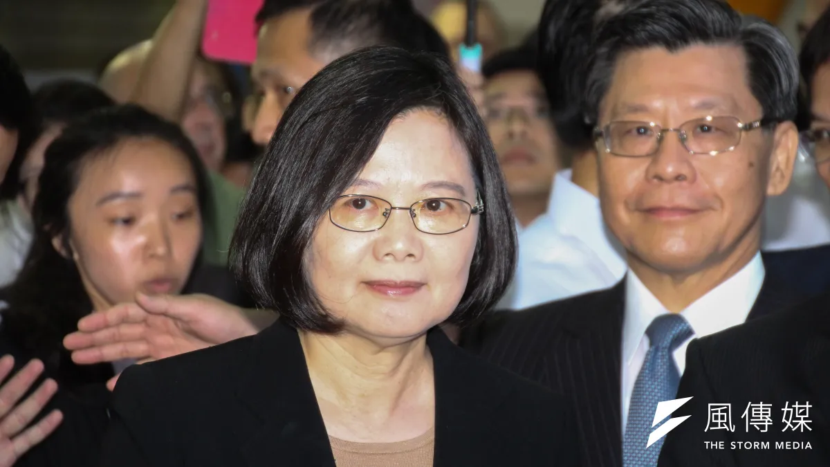 蔡英文總統30日核定大法官提名審薦小組名單,由副總統陳建仁擔任召集人,前司法院院長翁岳生、賴英照擔任副召集人,展開大法官舉薦及審核作業。(王德為攝)