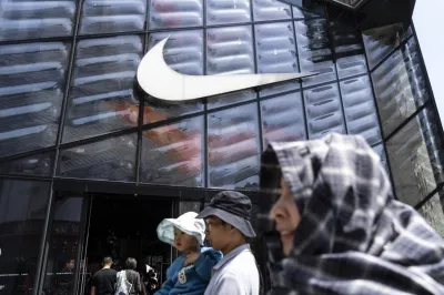 上海的一家Nike門市。(圖片來源:華爾街日報)
