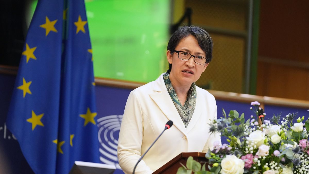 「蕭美琴事件才是藍白合真正隱憂!」黃揚明揭歐洲演講綠白合內幕:柯文哲主導的