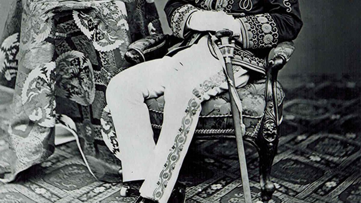 發動日俄戰爭是明治天皇的決定,然而當初想定的決策,與後來戰爭發展截然不同,可說完全失去控制。(維基百科.公有領域) 發動日俄戰爭是明治天皇的決定,然而當初想定的決策,與後來戰爭發展截然不同,可說完全失去控制。(維基百科.公有領域)