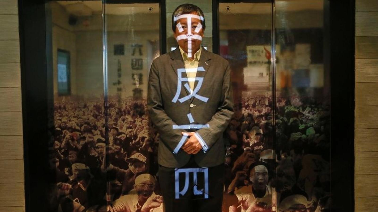 北京觀察》香港支聯會案宣判!李卓人、鄒幸彤「煽動顛覆」罪成,喊「結束一黨專政」重判10年?