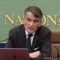 UNRWA事務局長代理が来日会見し、ガザにおける人道危機の深刻化と1億ドルの資金不足を訴え、日本に継続的な資金援助と和平プロセスへの外交的関与を強く求めた。(写真/日本記者クラブ提供) UNRWA事務局長代理が来日会見し、ガザにおける人道危機の深刻化と1億ドルの資金不足を訴え、日本に継続的な資金援助と和平プロセスへの外交的関与を強く求めた。(写真/日本記者クラブ提供)
