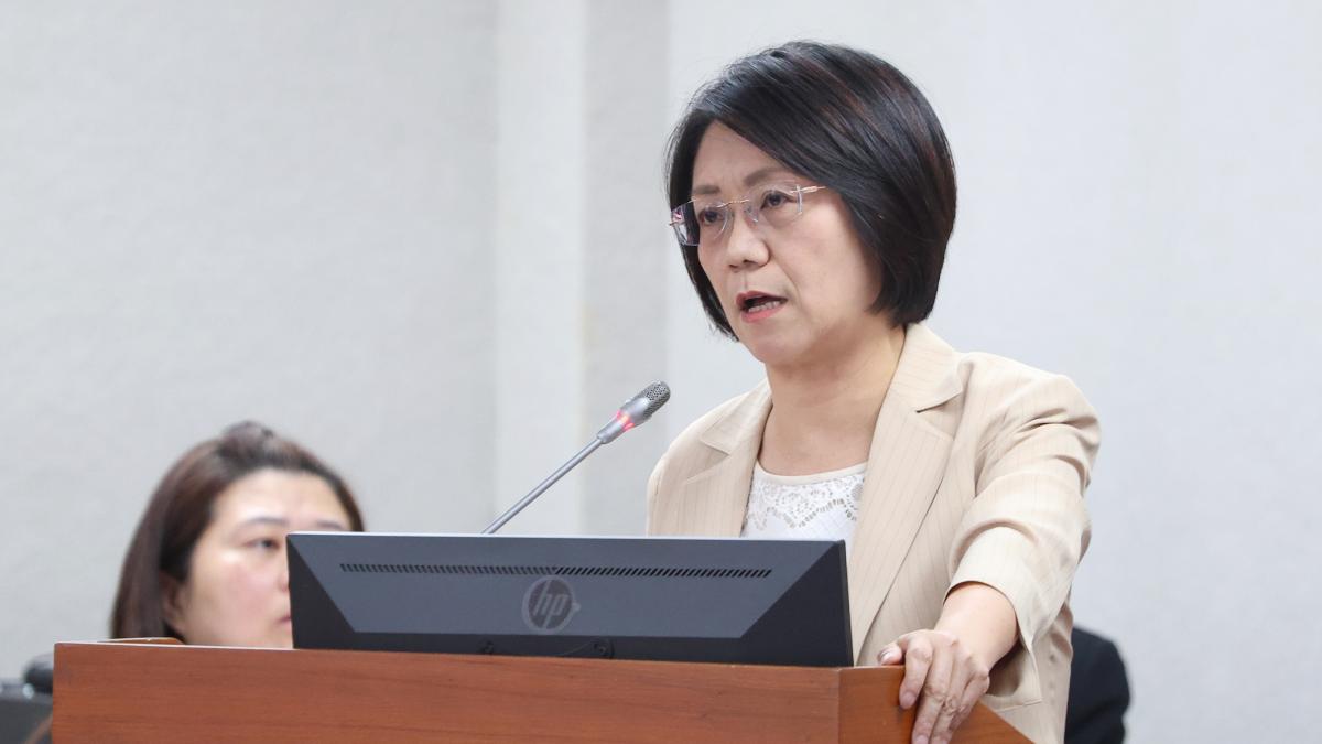 前檢察官撈4300萬卻僅2萬交保?對比柯文哲7000萬交保 翁曉玲轟「司法雙標」
