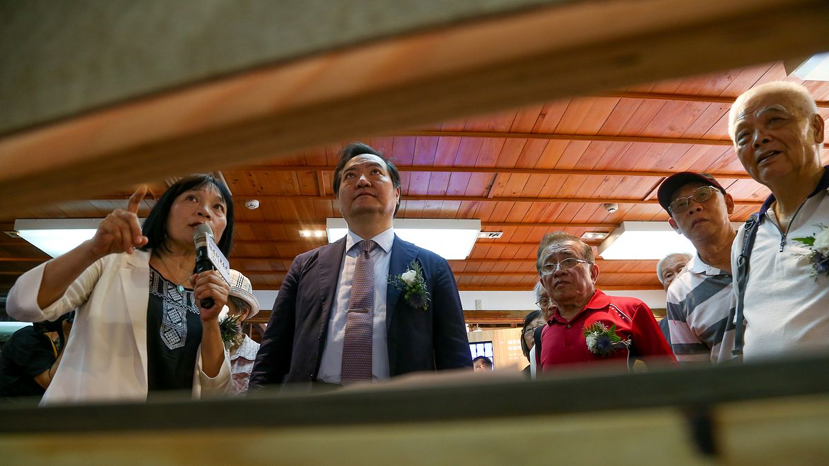 促進轉型正義委員會主委楊翠(左)、政務委員羅秉成(中)10日出席「促轉會社會對話展開幕活動 」。(顏麟宇攝) 促進轉型正義委員會主委楊翠(左)、政務委員羅秉成(中)10日出席「促轉會社會對話展開幕活動 」。(顏麟宇攝)