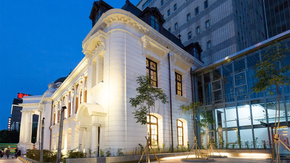 百年歷史建築臺中市役所即將風華再現,從即日起到7/30,徵營運團隊進駐。(圖/台中市政府)