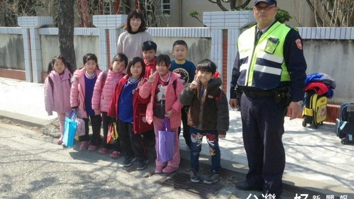 寒假結束開學囉! 北港警啟動護童專案加強校安 寒假結束開學囉! 北港警啟動護童專案加強校安